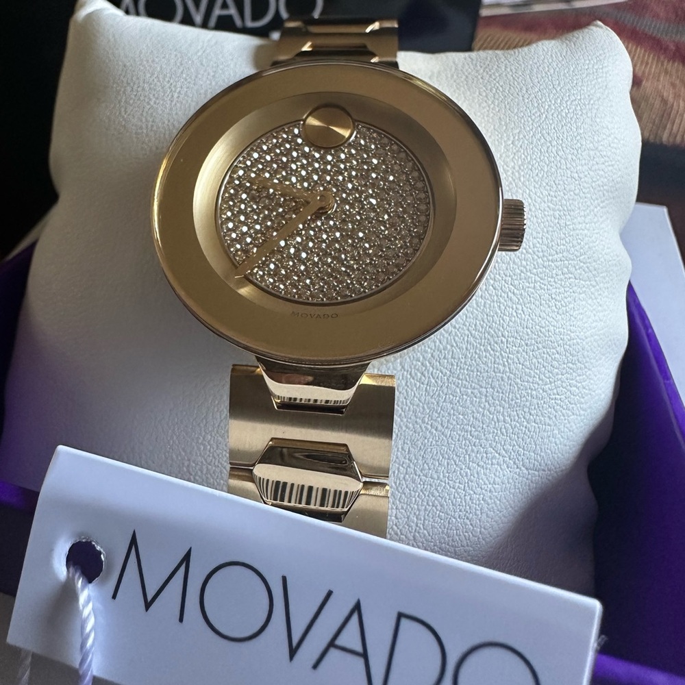 Movado Gold Women's Watch - Picture 3 of 8